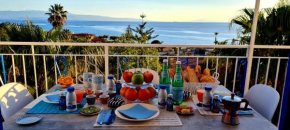 Ninfa sul Mare Apartments - 50 M E T R I DAL MARE